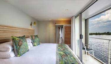 AmaWaterways, Zambezi Queen Suite-King_2_2024.jpg